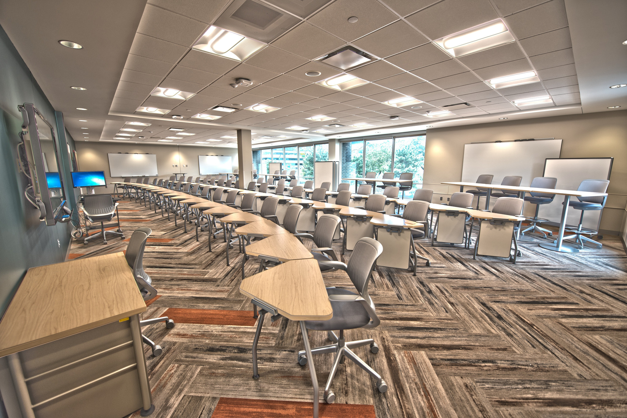 Modern Classroom